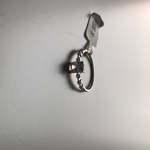 3/15$ Ring 💍 - Picture 2 of 4